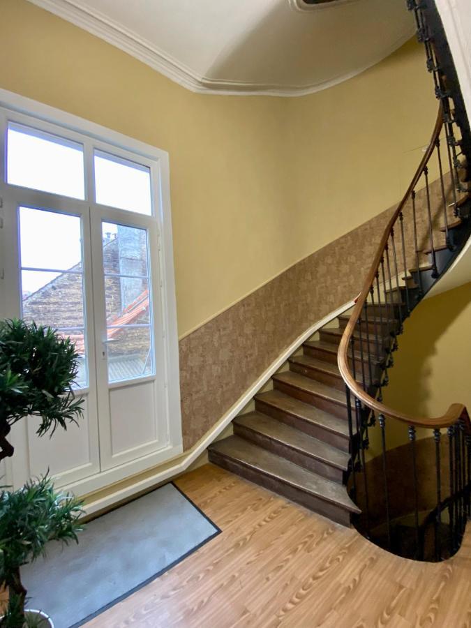 Grand Appartement De Style Haussmannien Boulogne-sur-Mer Exteriör bild